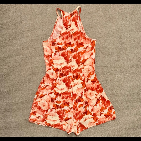 Rose Pattern Romper - Picture 3 of 5